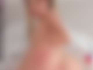 Dulcepowll's Live Sex Cam Show