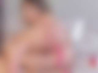 Live cam show with Dulcepowll - Blonde Hair Petite on CamSodaAdn