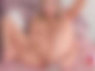Dulcepowll's Live Sex Cam Show