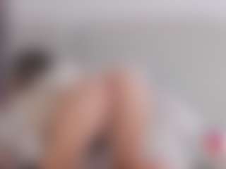 Live cam show with Dulcepowll - Blonde Hair Small Tits on Camsoda