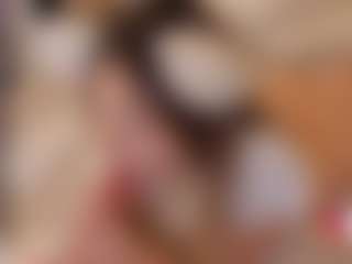 Live cam show with Dulcepowll - American Petite on Milfs Live | colombia