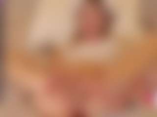 Dulcepowll's Live Sex Cam Show