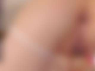 Live cam show with Dulcepowll - Anal on TeamSkeetLive