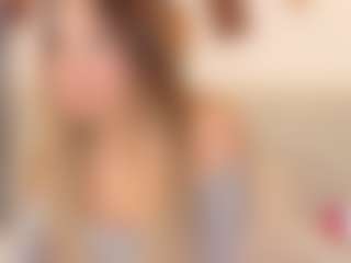Live cam show with Dulcepowll - Petite on madthumbs