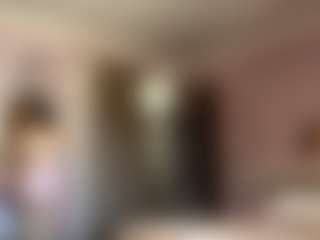 Live cam show with ElinorCallins - Teen (18+) on studioflirtlive.com