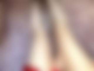 ElinorCallins's Live Sex Cam Show