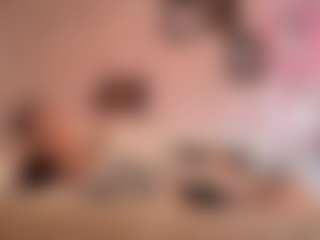 ElinorCallins's Live Sex Cam Show