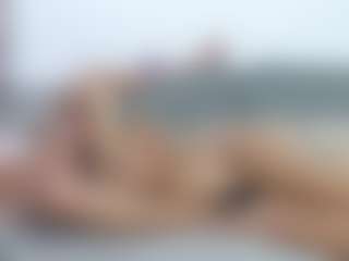 Live cam show with Exoticcxcouple - Average on parknlotfishbdy