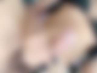 Live cam show with Thiana_Boom - Smoking on Camsoda