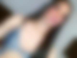 Live cam show with GabrielaTs - Flat Chested on Camversity