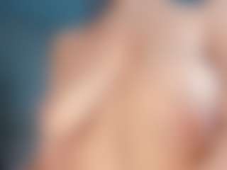 Live cam show with Hannadanniels - Milk on AdultVida.com