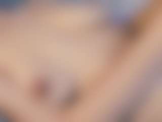 Live cam show with Hannadanniels - Full Nudity on madthumbs