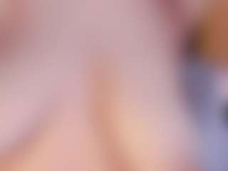Live cam show with Hannadanniels - Moaning on Camsoda