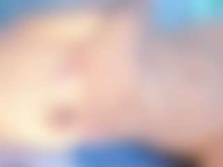 Live cam show with Hannadanniels - Milk on Dolls Live