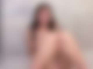 HannahCova's Live Sex Cam Show