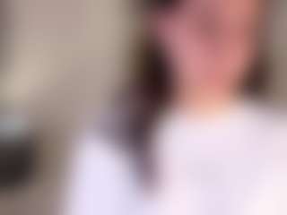 HannahCova's Live Sex Cam Show