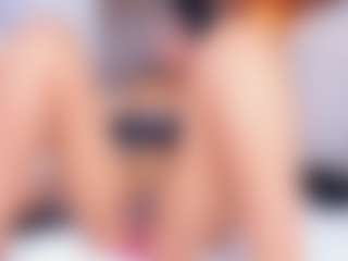 Live cam show with HayamiLi - Facial on TeamSkeetLive