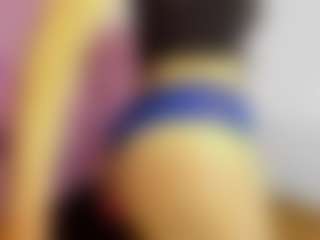 Live cam show with Liz-Grettel - Granny on pussylord.com