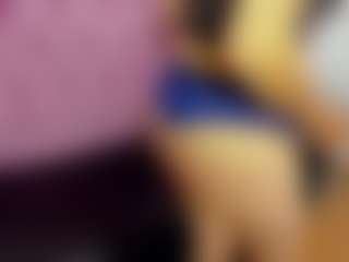 Live cam show with Liz-Grettel - Moaning on SxyPornLive