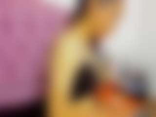 Live cam show with Liz-Grettel - Granny on CamSodaAdn