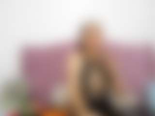 Live cam show with Liz-Grettel - Moaning on livesuperchat.net