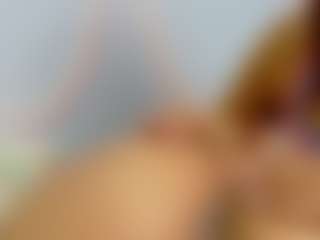 malackmia68's Live Sex Cam Show