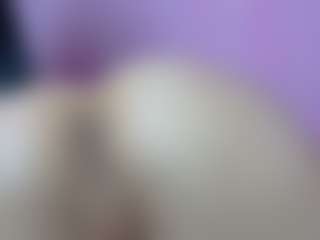 malackmia68's Live Sex Cam Show