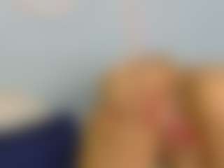 malackmia68's Live Sex Cam Show