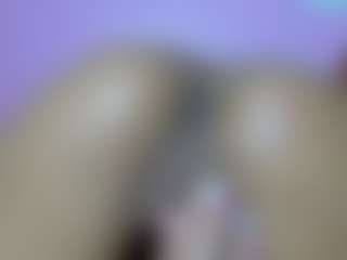 malackmia68's Live Sex Cam Show