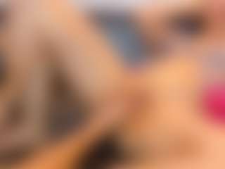 malackmia68's Live Sex Cam Show