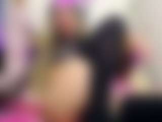 Miia-Velvett's Live Sex Cam Show