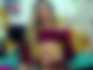 Show en direct avec Miia-Velvett - Average sur Camsoda