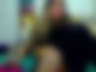Live cam show with Miia-Velvett - Cumshot on StripNow