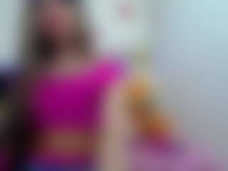 Live cam show with Miia-Velvett - Tease on Pornisteam.com