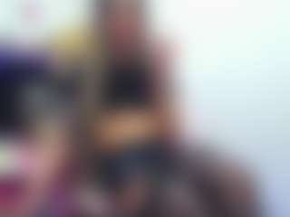 Live cam show with Miia-Velvett - Flat Chested on Camsoda