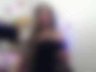 Live cam show with Miia-Velvett - Average on Camsoda
