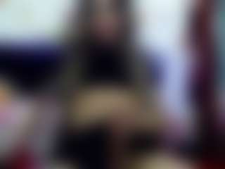 Live cam show with Miia-Velvett - HD on Dolls Live