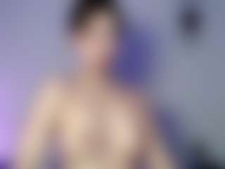 Live cam show with neverstoploving - Skinny on Camsoda