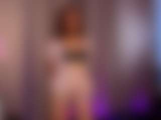 Live cam show with RacheleGianola - Teen (18+) on Dolls Live