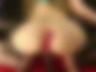 Live cam show with RybkaG - Nails on livesexfox.com