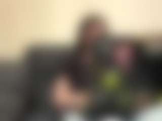 Live cam show with SanaSkowronski - Small Tits on Dare Cams