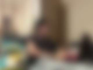 Live cam show with SanaSkowronski - Full Nudity on Uber Horny