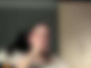 Live cam show with Sana - Athletic on Camsoda