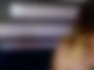 Live cam show with SassyIvana - Gagging on Fling VIP Chat