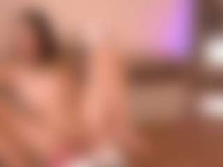 Live cam show with SassyIvana - Smoking on Milfs Live