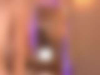 Live cam show with SassyIvana - Gagging on Camsoda