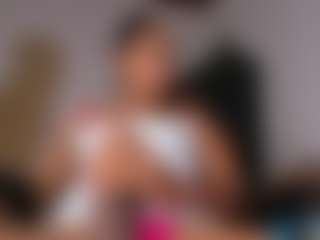 SharickLove10's Live Sex Cam Show