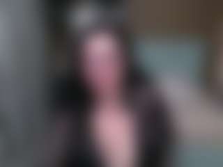 Live cam show with ValerieSmiths - Striptease MILF on milfzrlive.com