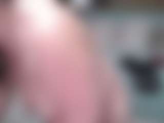 Live cam show with ValerieSmiths - Fingering MILF on Fling VIP Chat
