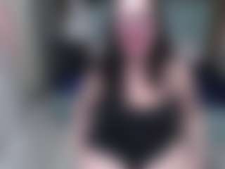 Live cam show with ValerieSmiths - Thick on Mixed Magazine Live